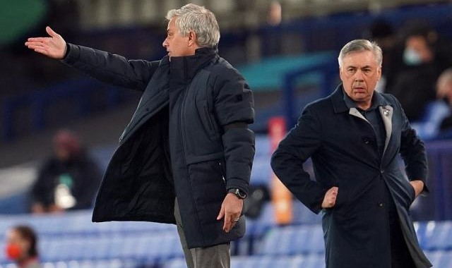 开云-穆帅：主裁判和VAR是朋友 对博格巴说什么不感兴趣