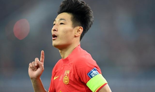 武磊爆发被赞仍是国足NO.1 伊万：他的停赛是遗憾！